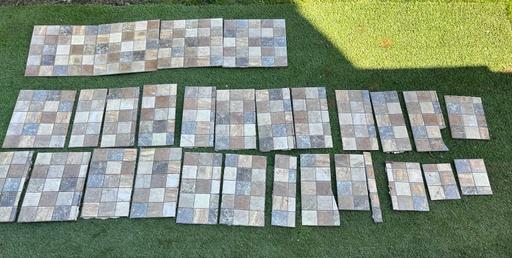  — Mosaic tiles kitchen *VGC*