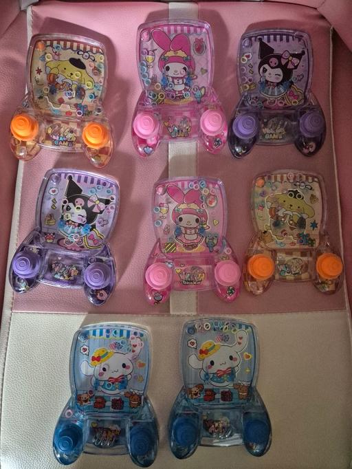  — new Girls Character Water Games £1 EACH