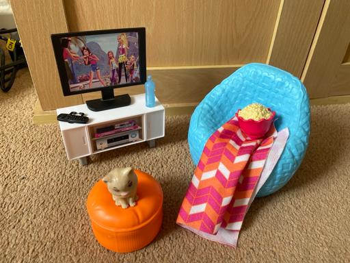  — Barbie doll movie night set
