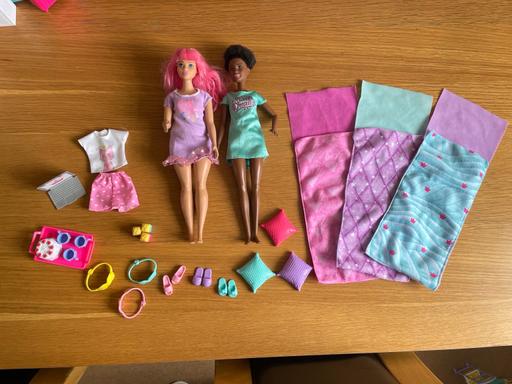  — Barbie doll sleepover set