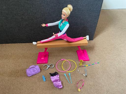  — Barbie doll gymnastics set