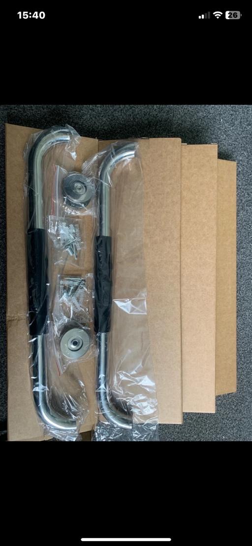  — Grab rails x 4 boxes