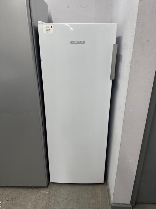  — BLOMBERG Tall Frost Free Freezer