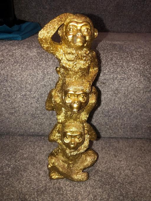  — Monkey ornament