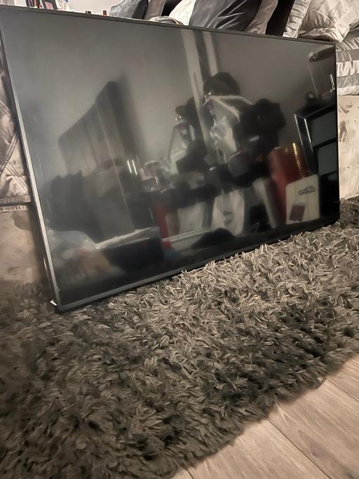  — Toshiba LCD TV