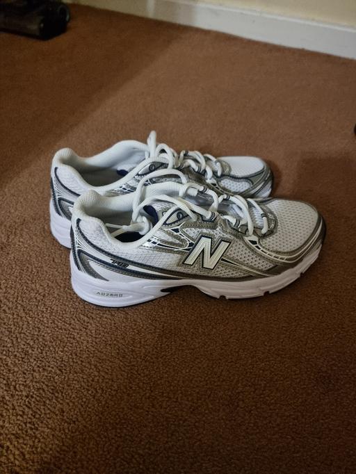 — New Balance 740 NEW