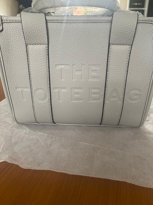  — Women bags