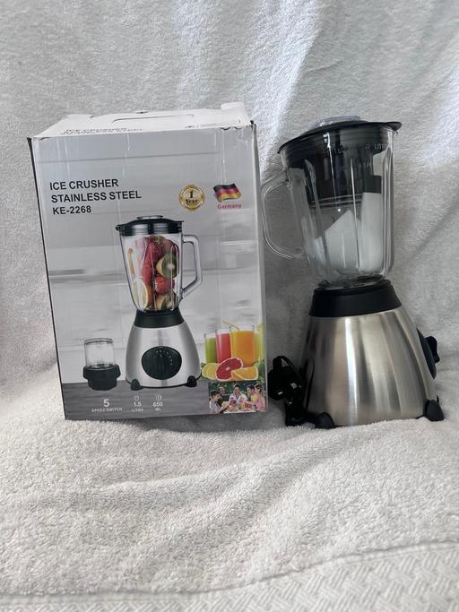  — Stainless Steel Electric Blender