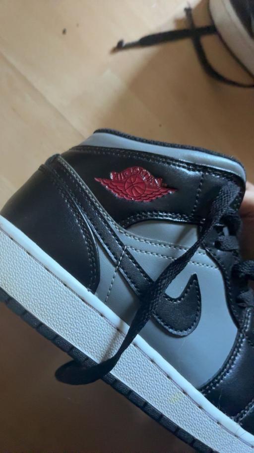  — nike jordans uk 4 genuine