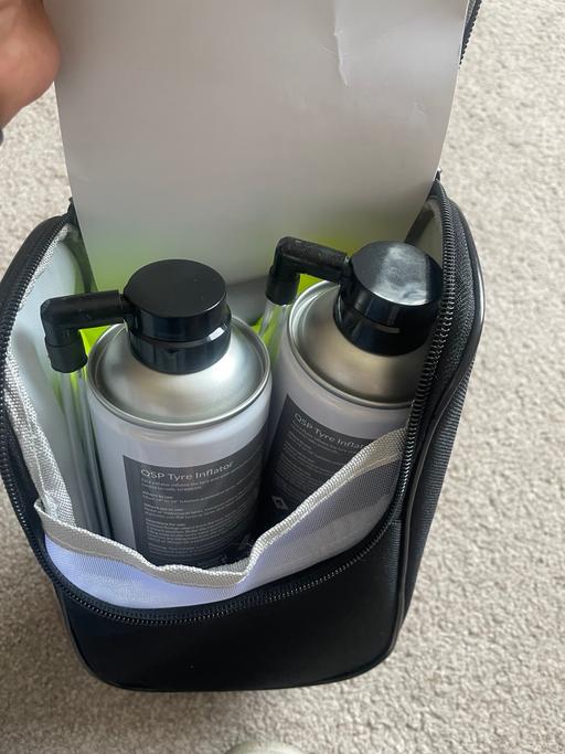  — Tyre inflator kit brand-new