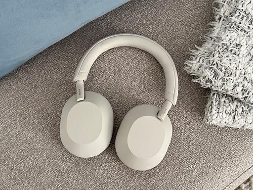  — Sony WH–1000XM5 headphones