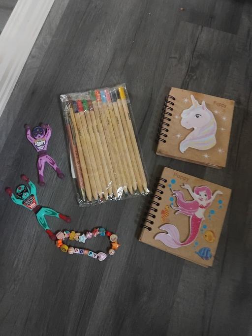  — Bundle.