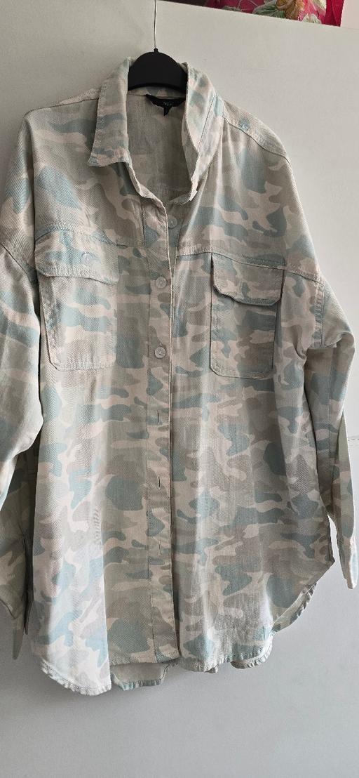  — womens next shirt