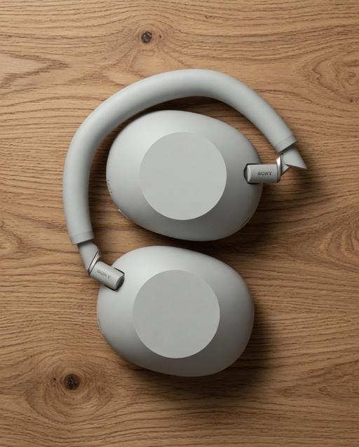  — Sony WH–1000XM6 Silver