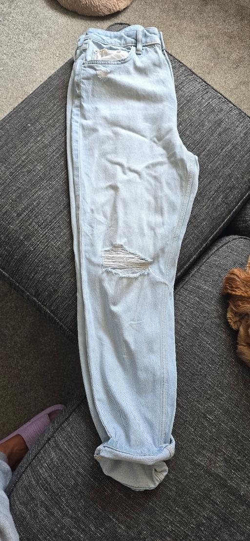 — womens jeans