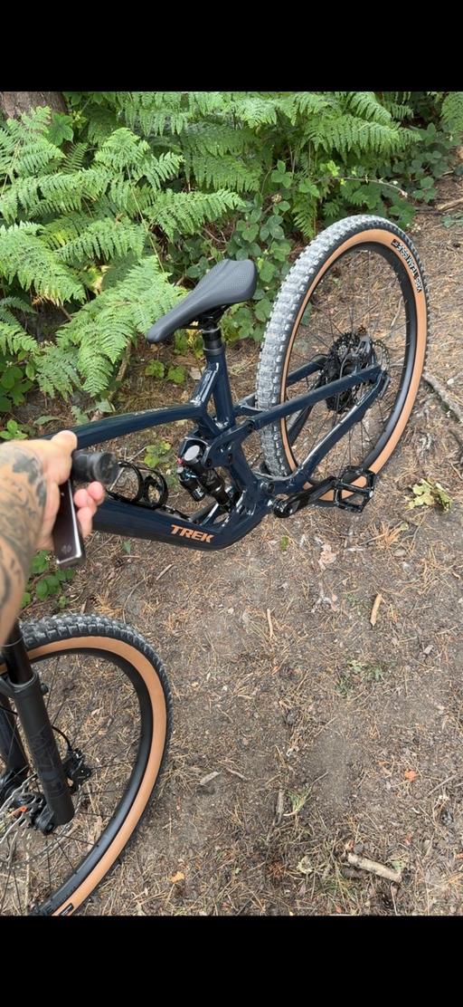  — Trek Fuel Ex (L)