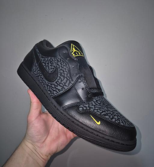  — Air Jordan 1 LOW SE "Black Elephant Print"