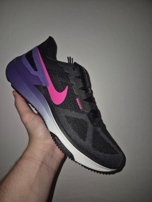  — Nike Air Zoom Structure 25