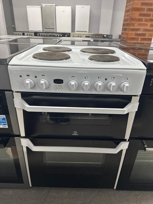  — Indesit 60cm Solid Plate Electric Cooker