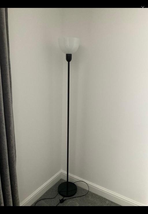  — Black floor lamp