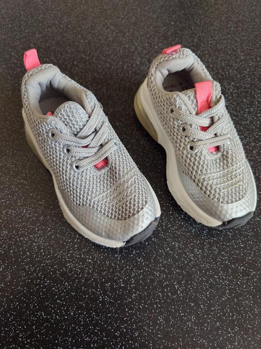  — Girls grey trainers size 6
