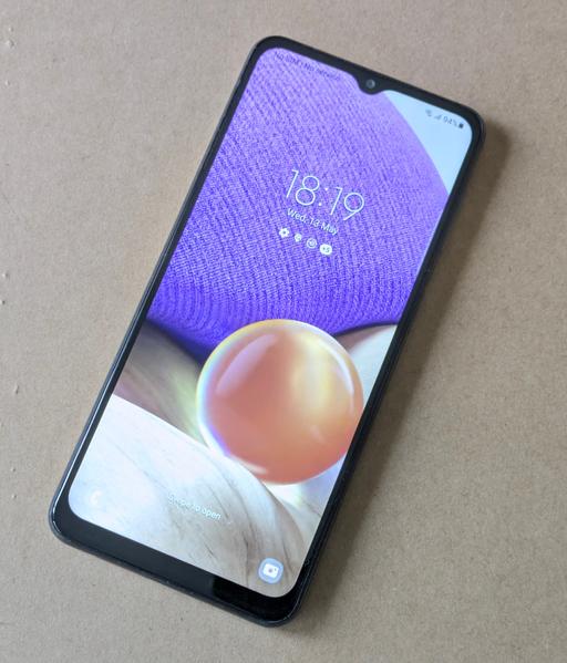 unlocked Samsung Galaxy A32 5G 64GB