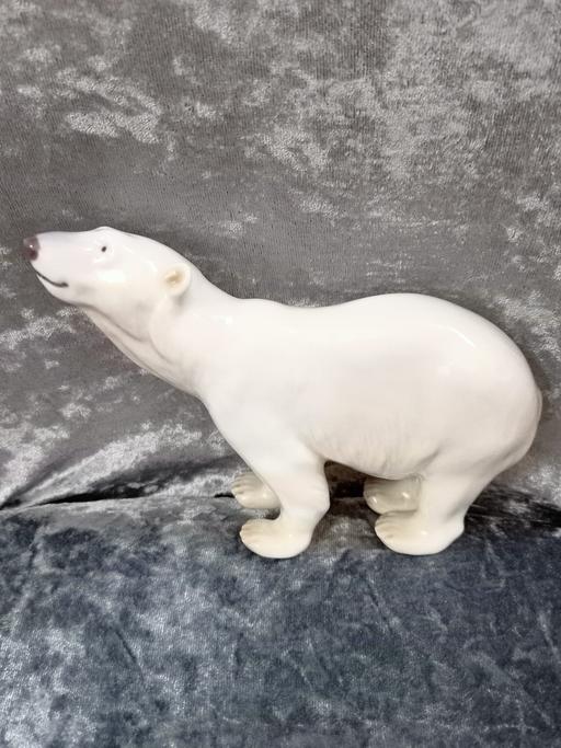  — VINTAGE BING & GRONDAHL POLAR BEAR MODEL 1692