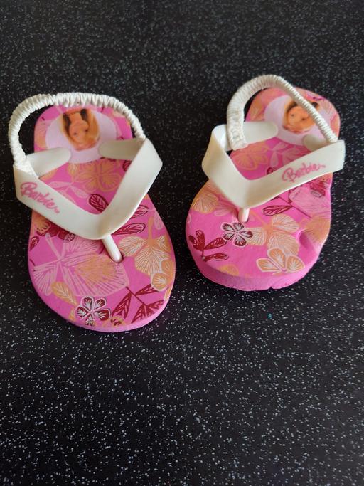  — Girls Barbie flip flops size 5½