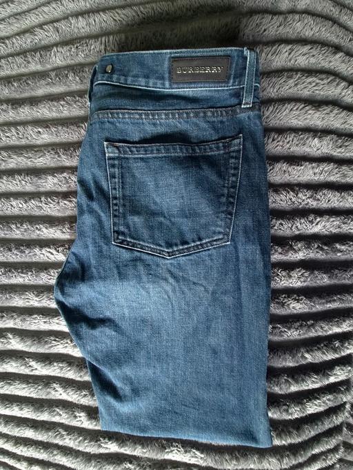  — burberry jeans mens L
