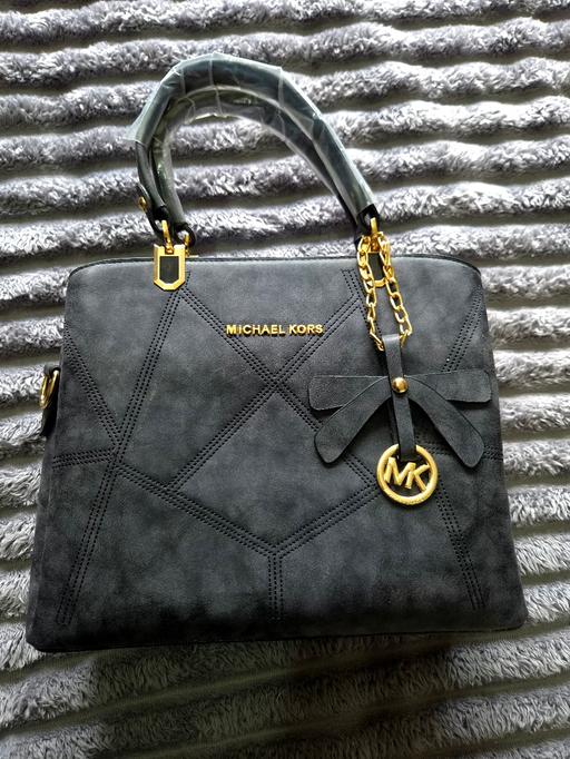  — michael kors womens bag