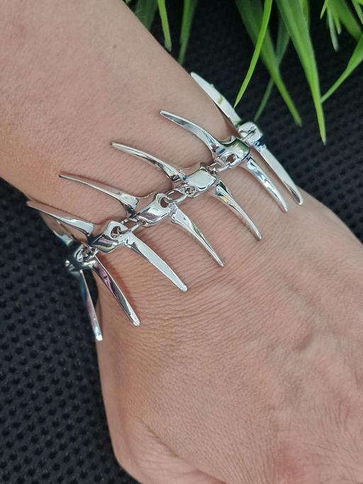  — 🌻Fishbone Bracelet