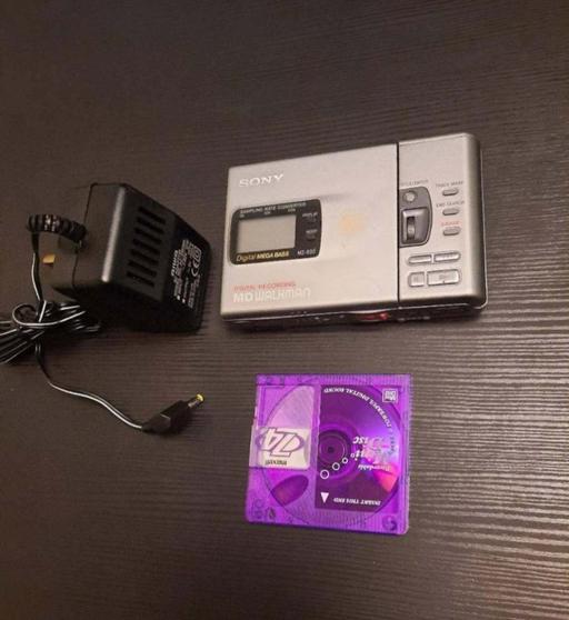  — SONY portable minidisc recorder MZ-R30