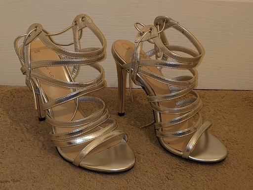  — New Look Heels