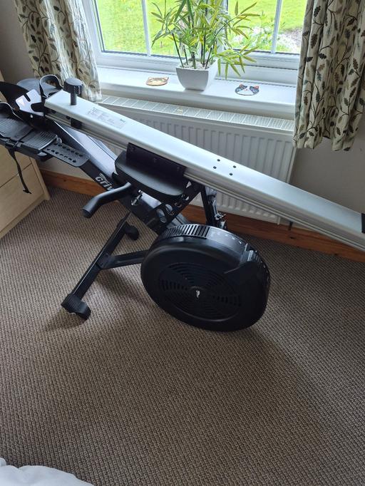  — crevit air rowing  machine