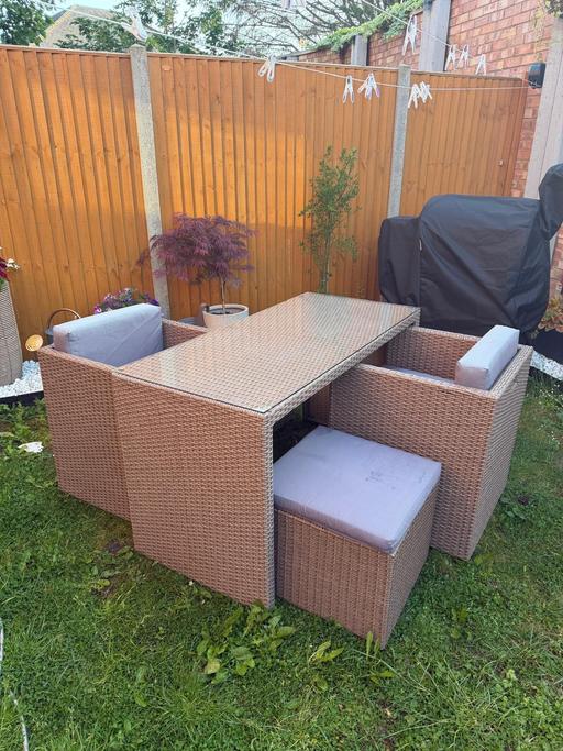  — Garden set from Artelia Design. RRP +£550