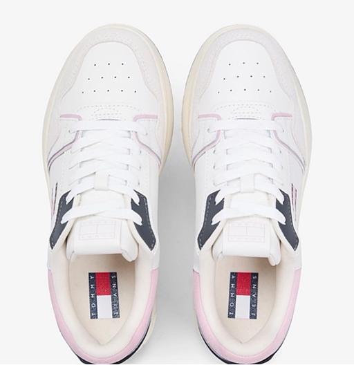  — Women’s Tommy Hilfiger trainers