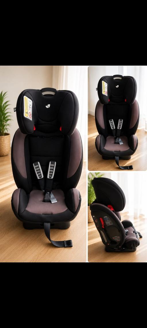  — Joie car seat