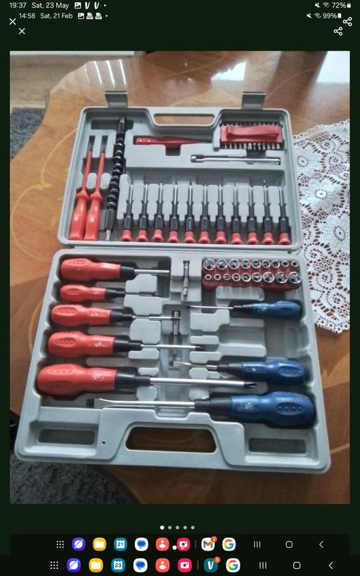  — Screwdriver set
