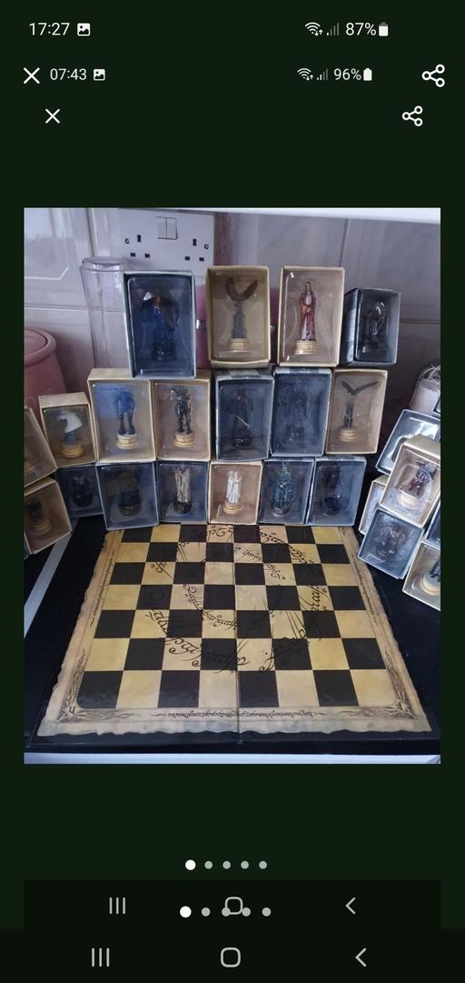 — lord of the rings collectors chess set No 2