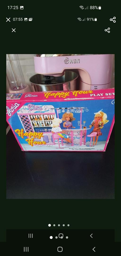  — vintage barbie/Gloria happy hour playset