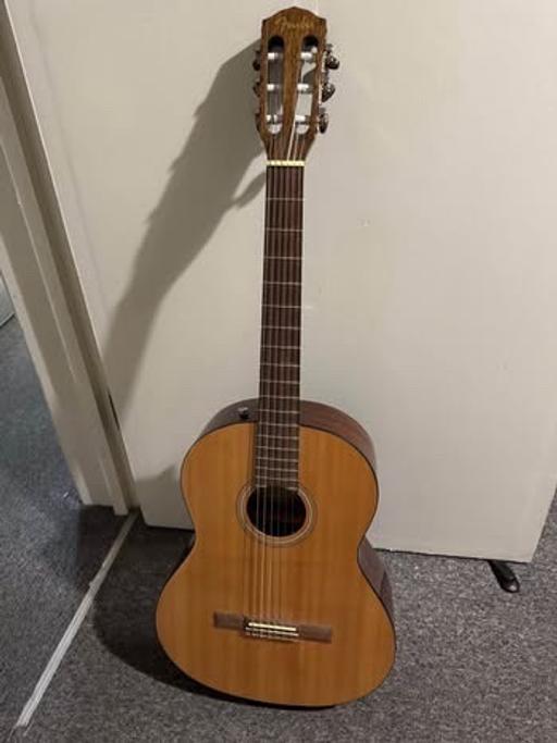  — Fender spanish guitar