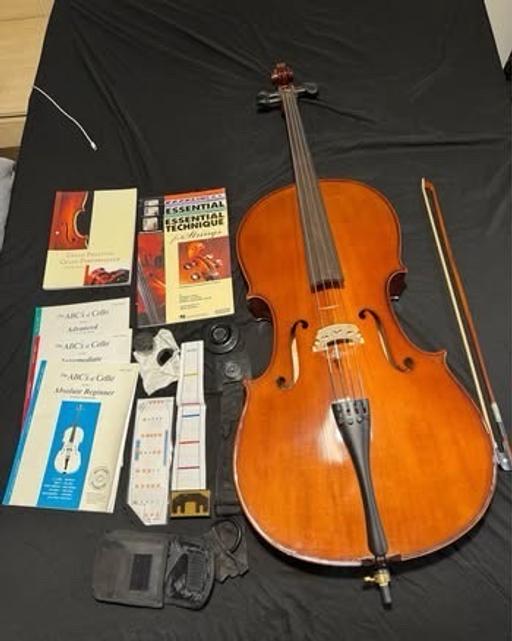  — Stringers Student Cello 4/4