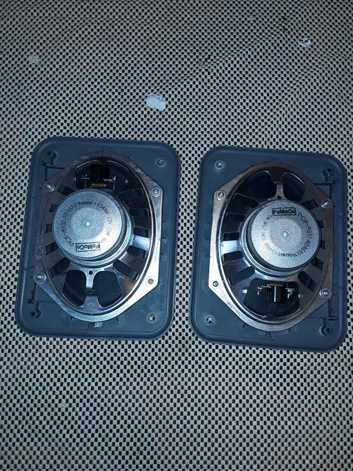  — ford transit 2007 MK7  pair of speakers