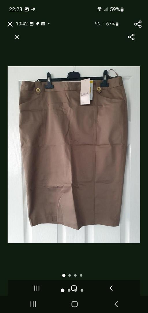  — ladies skirt M&S NEW