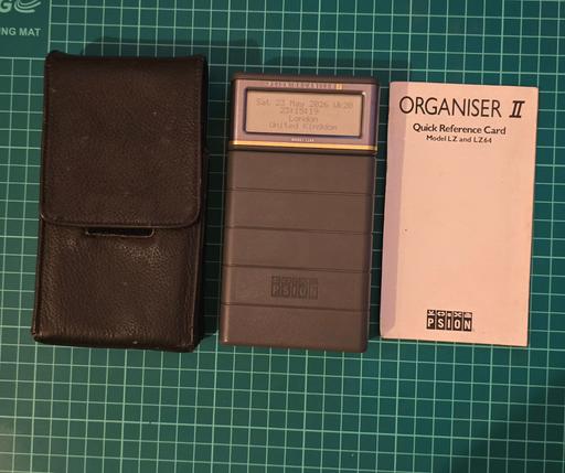  — PSION Series 2 LZ64 + Data Pack & Dictionary