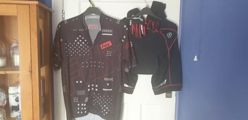  — FULL SET IF CYCLING CLOTHING XL