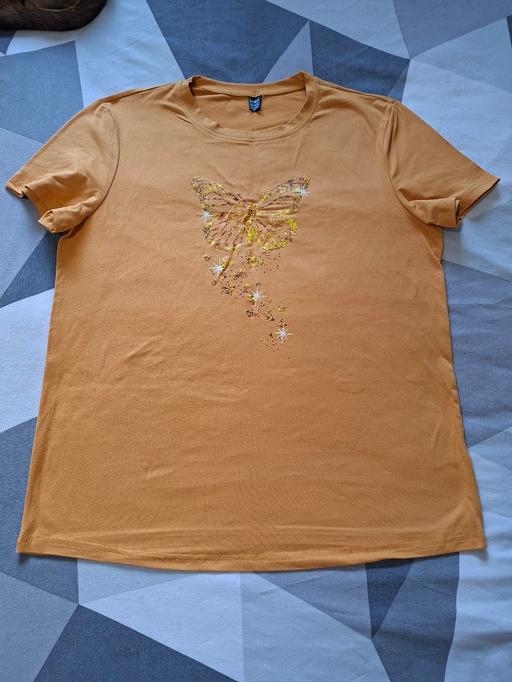  — brand new womens tshirt