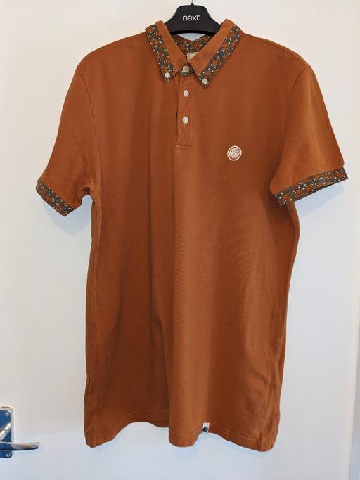  — Pretty green Polo shirt - m