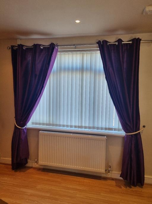  — Dunelm purple 90 x 90 curtains