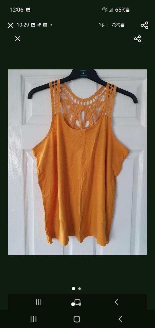  — ladies top